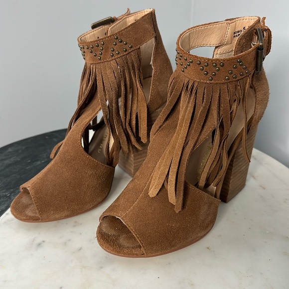 Chinese Laundry Boho Open Toe Fringe Booties - Picture 2 of 13